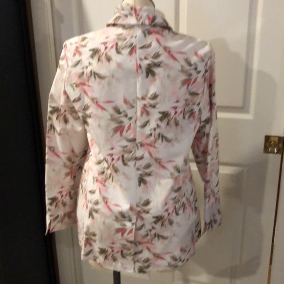 Chico’s Spring Coat - Picture 3 of 5